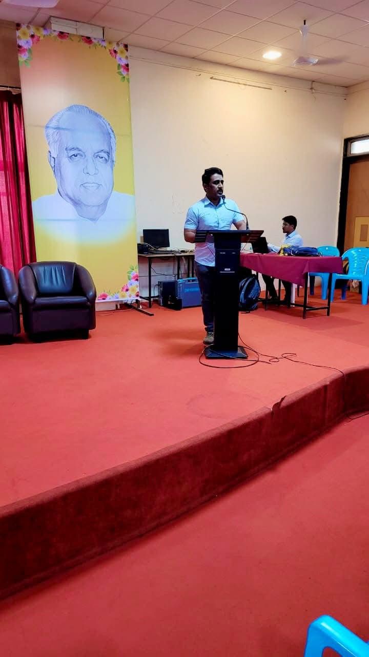 Guest Lecture Photo 10
